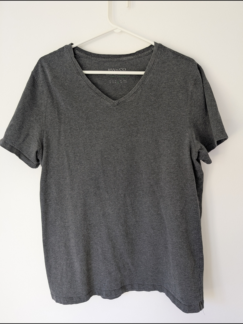 RW&CO. Men's Dark Gray V-Neck Short Sleeve Tee Size LG